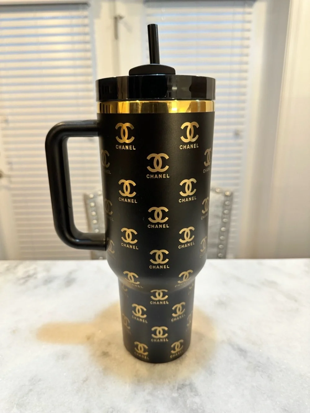 Stanley Chanel Unique Collaboration 40oz Black & Gold Tumbler - Picture 3 of 8